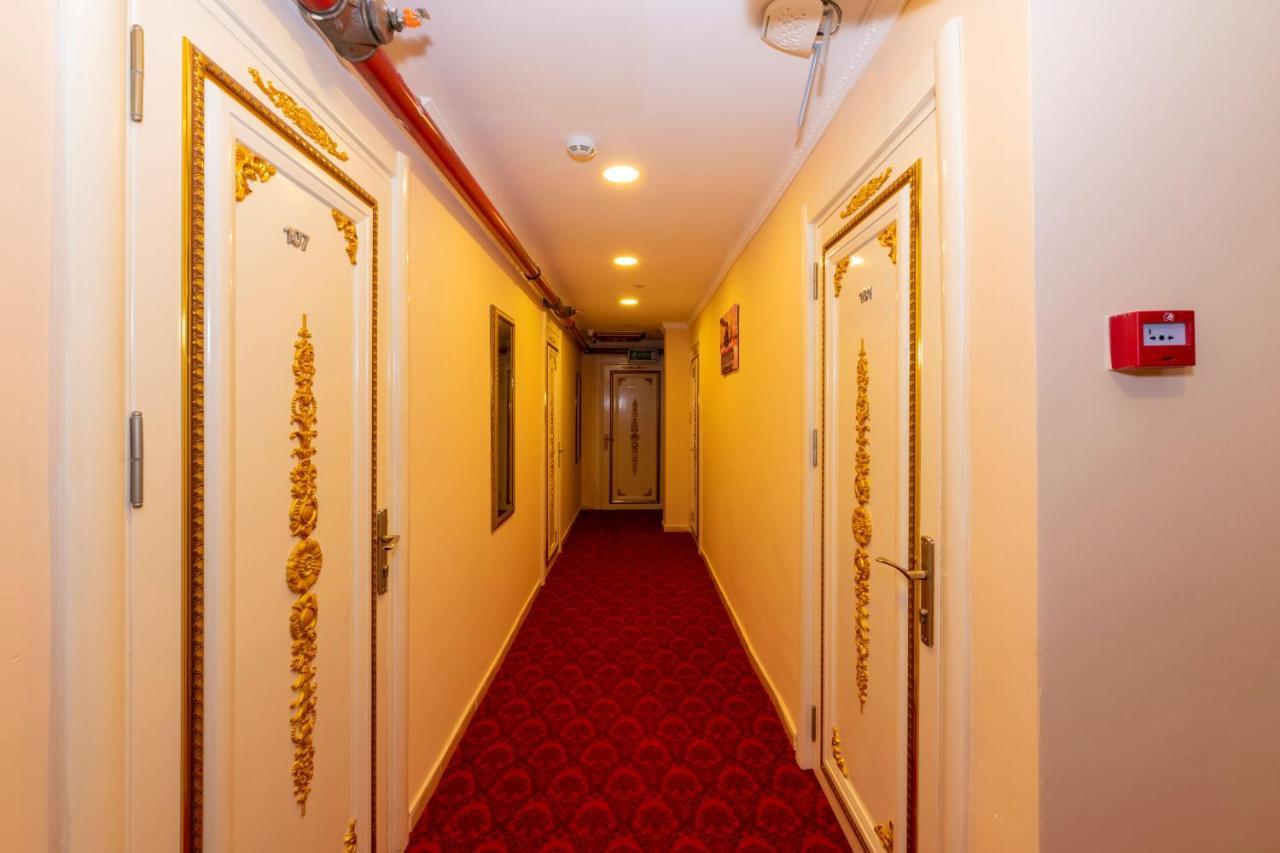 Avrupa Palace Hotel Istanboel Buitenkant foto
